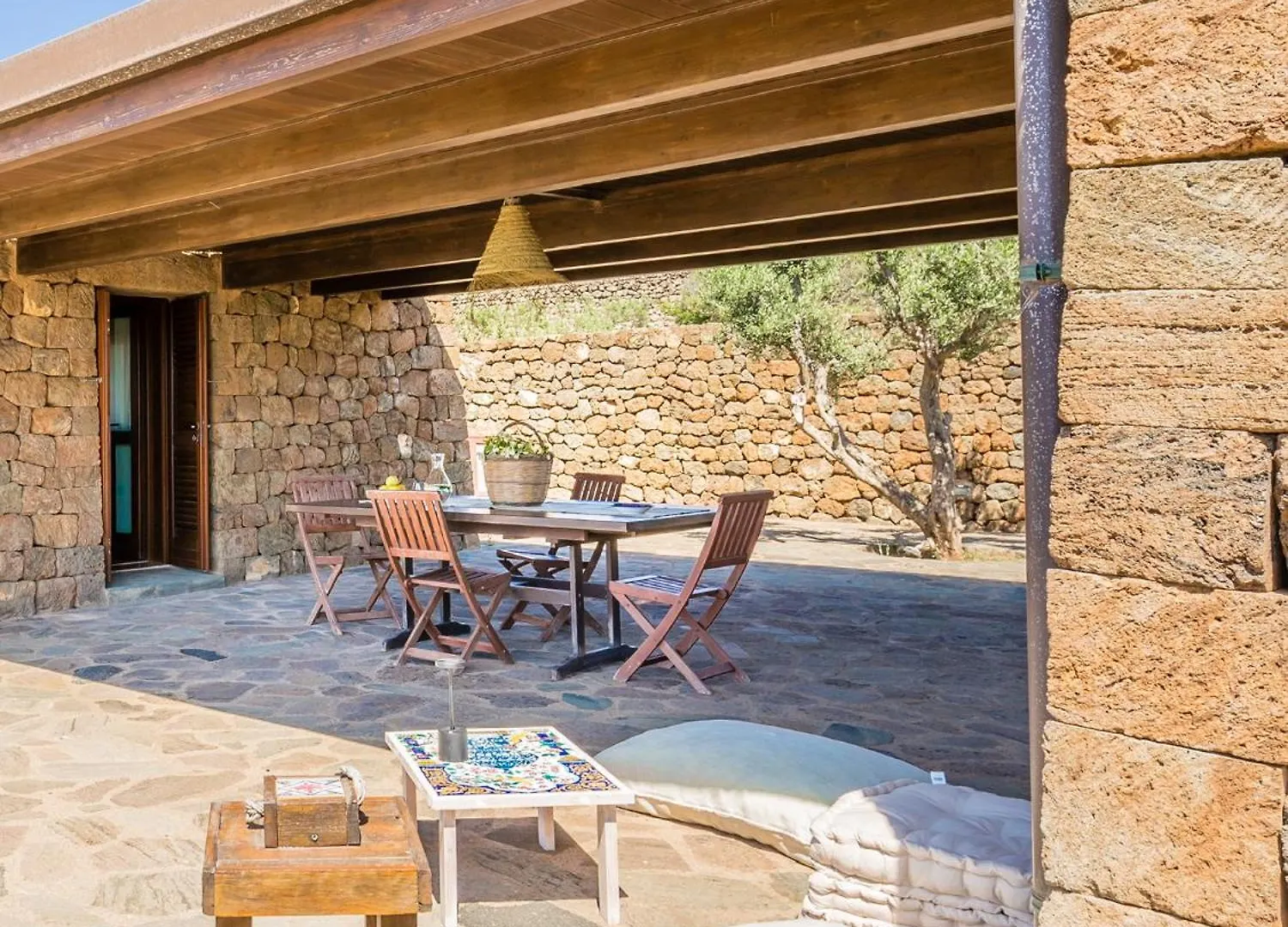 Dammuso Meraki Pantelleria Villa